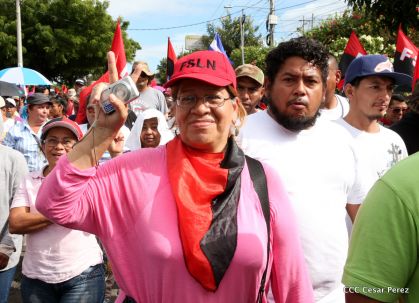 Nicaragüenses reclaman paz y justicia en las calles 