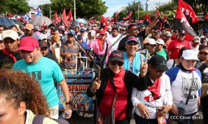 Nicaragüenses reclaman paz y justicia en las calles 