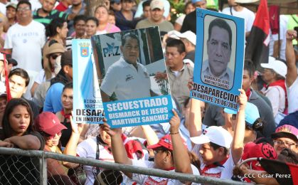 Nicaragüenses reclaman paz y justicia en las calles 