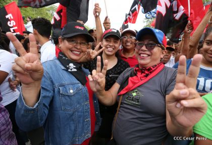 Nicaragüenses reclaman paz y justicia en las calles 