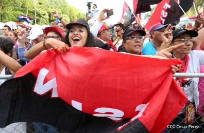 Nicaragüenses reclaman paz y justicia en las calles 