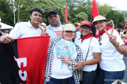Nicaragüenses reclaman paz y justicia en las calles 
