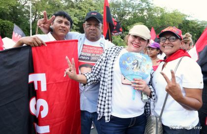 Nicaragüenses reclaman paz y justicia en las calles 