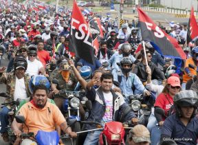 Mar de pueblo reclama justicia y reparación para las víctimas y castigo para los terroristas golpistas