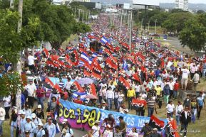 Mar de pueblo reclama justicia y reparación para las víctimas y castigo para los terroristas golpistas