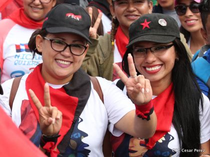 Mar de pueblo reclama justicia y reparación para las víctimas y castigo para los terroristas golpistas