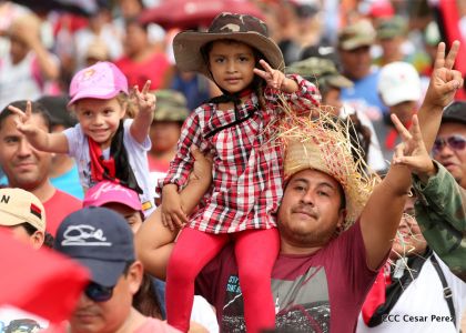 Mar de pueblo reclama justicia y reparación para las víctimas y castigo para los terroristas golpistas