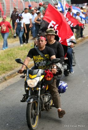 Mar de pueblo reclama justicia y reparación para las víctimas y castigo para los terroristas golpistas