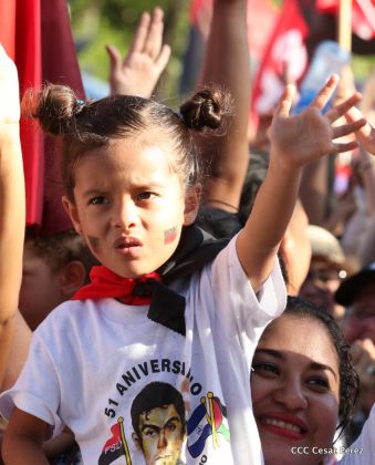 Mar de pueblo reclama justicia y reparación para las víctimas y castigo para los terroristas golpistas