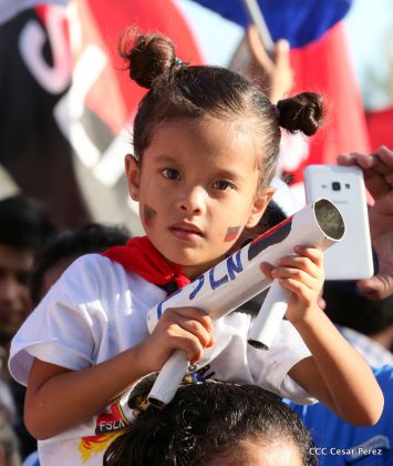 Mar de pueblo reclama justicia y reparación para las víctimas y castigo para los terroristas golpistas