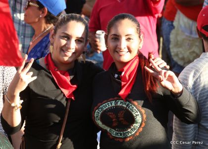 Mar de pueblo reclama justicia y reparación para las víctimas y castigo para los terroristas golpistas