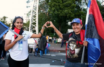 Mar de pueblo reclama justicia y reparación para las víctimas y castigo para los terroristas golpistas