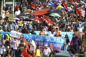 Miles piden Justicia para las víctimas del terrorismo golpista y conmemoran el 38 Aniversario de la Alfabetización