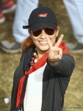 Miles piden Justicia para las víctimas del terrorismo golpista y conmemoran el 38 Aniversario de la Alfabetización