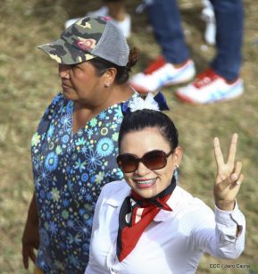 Miles piden Justicia para las víctimas del terrorismo golpista y conmemoran el 38 Aniversario de la Alfabetización