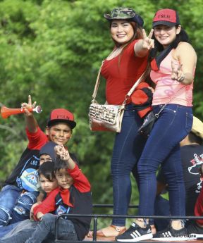 Miles piden Justicia para las víctimas del terrorismo golpista y conmemoran el 38 Aniversario de la Alfabetización