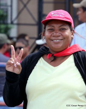 Miles piden Justicia para las víctimas del terrorismo golpista y conmemoran el 38 Aniversario de la Alfabetización