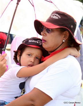 Miles piden Justicia para las víctimas del terrorismo golpista y conmemoran el 38 Aniversario de la Alfabetización