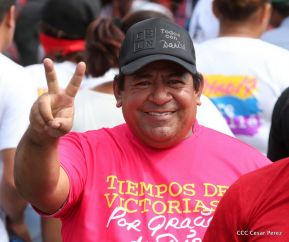 Miles piden Justicia para las víctimas del terrorismo golpista y conmemoran el 38 Aniversario de la Alfabetización