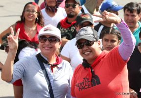 Miles piden Justicia para las víctimas del terrorismo golpista y conmemoran el 38 Aniversario de la Alfabetización