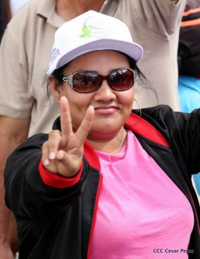 Miles piden Justicia para las víctimas del terrorismo golpista y conmemoran el 38 Aniversario de la Alfabetización