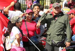 Miles piden Justicia para las víctimas del terrorismo golpista y conmemoran el 38 Aniversario de la Alfabetización