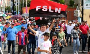 Miles piden Justicia para las víctimas del terrorismo golpista y conmemoran el 38 Aniversario de la Alfabetización