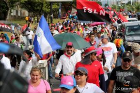 Miles piden Justicia para las víctimas del terrorismo golpista y conmemoran el 38 Aniversario de la Alfabetización