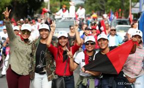 Miles piden Justicia para las víctimas del terrorismo golpista y conmemoran el 38 Aniversario de la Alfabetización