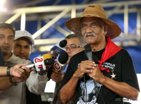 Miles piden Justicia para las víctimas del terrorismo golpista y conmemoran el 38 Aniversario de la Alfabetización