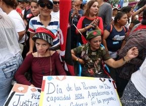 Miles piden Justicia para las víctimas del terrorismo golpista y conmemoran el 38 Aniversario de la Alfabetización