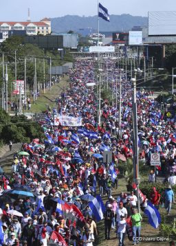 Gigantesca Caminata por la Justicia y la Vida