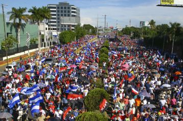 Gigantesca Caminata por la Justicia y la Vida