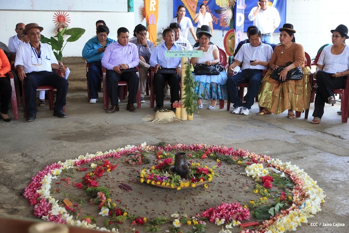 Instalan diálogo entre pueblos indígenas de América y de Nicaragua