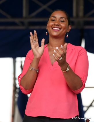 ¡Nicaragüenses caminan por la paz con fe y esperanza!