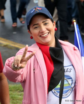 ¡Nicaragüenses caminan por la paz con fe y esperanza!