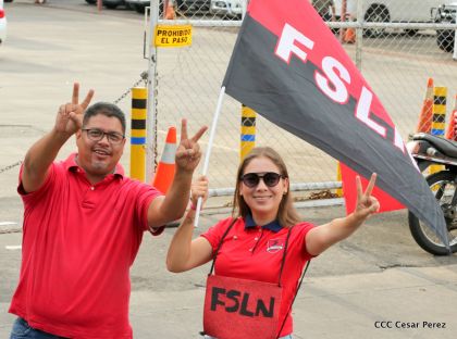 ¡Nicaragüenses caminan por la paz con fe y esperanza!