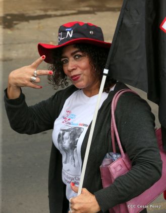 ¡Nicaragüenses caminan por la paz con fe y esperanza!