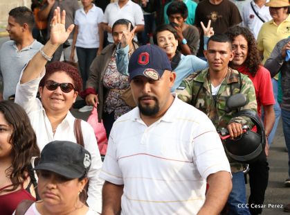 ¡Nicaragüenses caminan por la paz con fe y esperanza!