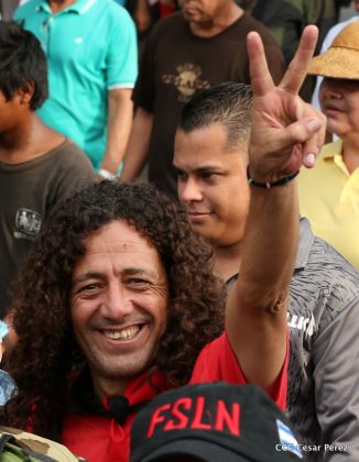 ¡Nicaragüenses caminan por la paz con fe y esperanza!