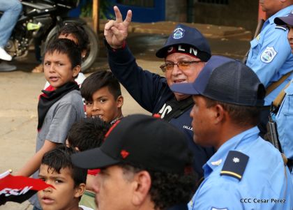 ¡Nicaragüenses caminan por la paz con fe y esperanza!