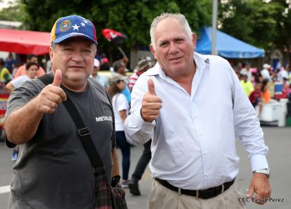 ¡Nicaragüenses caminan por la paz con fe y esperanza!