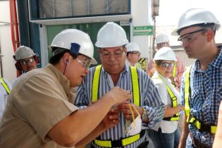 Vicepresidente Halleslevens destaca importancia de industria azucarera