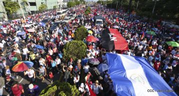 Nicaragüenses ratifican compromiso por la paz, la justicia y el resurgir de la Nación