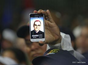 Caminata por la paz, honrando el legado de Monseñor Óscar Arnulfo Romero