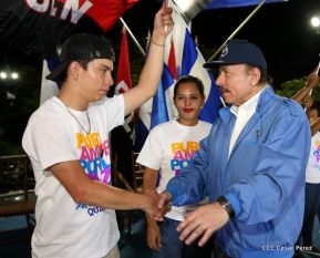 Caminata por la paz, honrando el legado de Monseñor Óscar Arnulfo Romero
