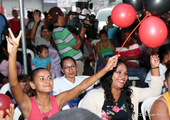 Por Nuestros Héroes del Amor que nos dejaron la obligación de mantener nuestra Nicaragua, Siempre Libre  