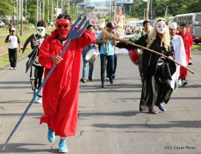 Inauguran exposición de los Santos Patronos