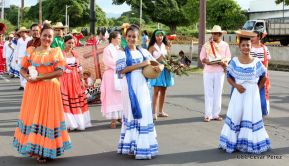 Inauguran exposición de los Santos Patronos