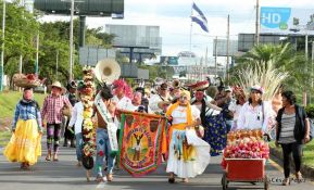 Inauguran exposición de los Santos Patronos